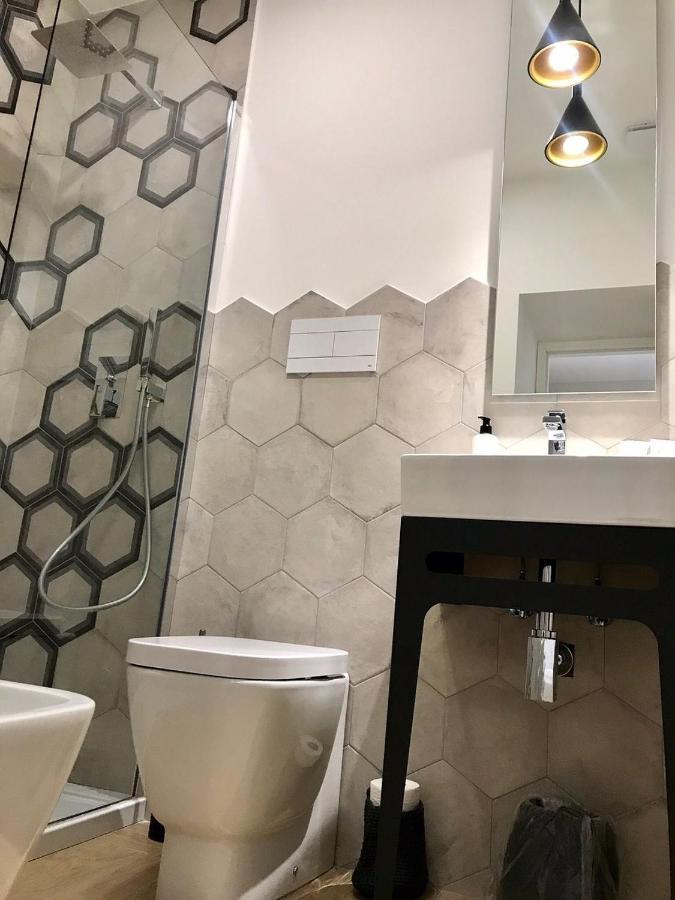 Elisabeth Boutique Rooms ตรีเอสเต ภายนอก รูปภาพ