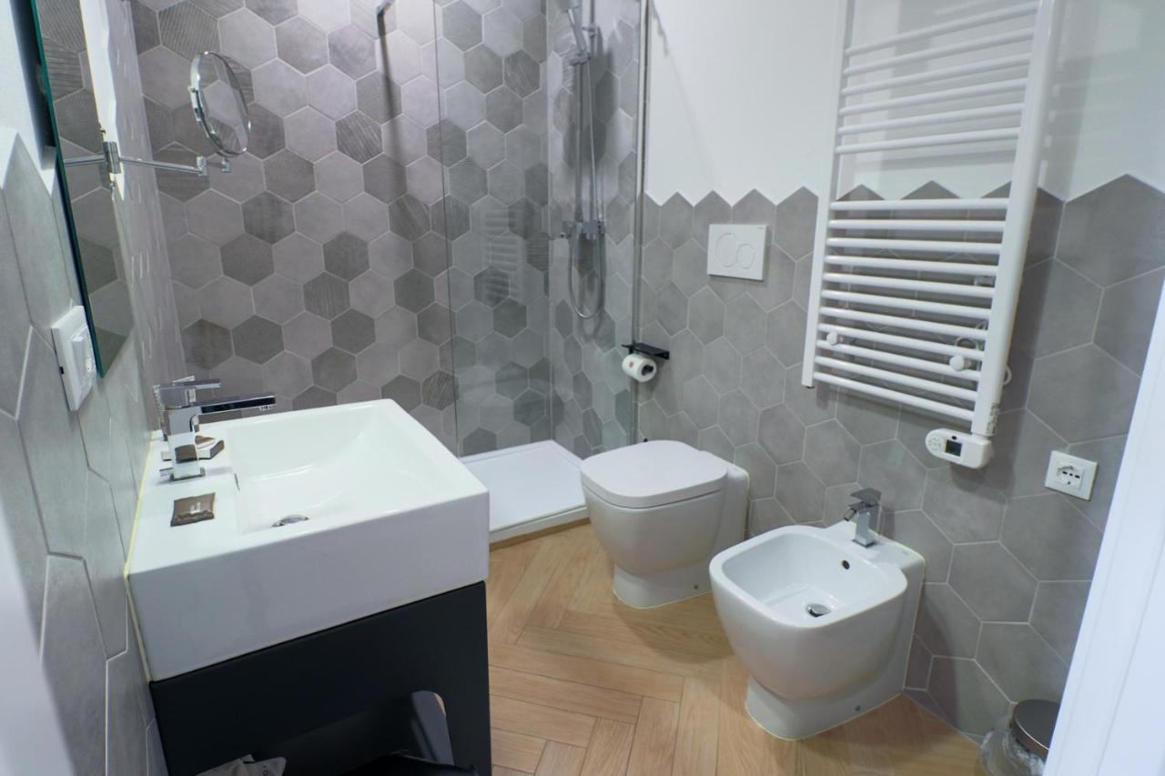 Elisabeth Boutique Rooms ตรีเอสเต ภายนอก รูปภาพ