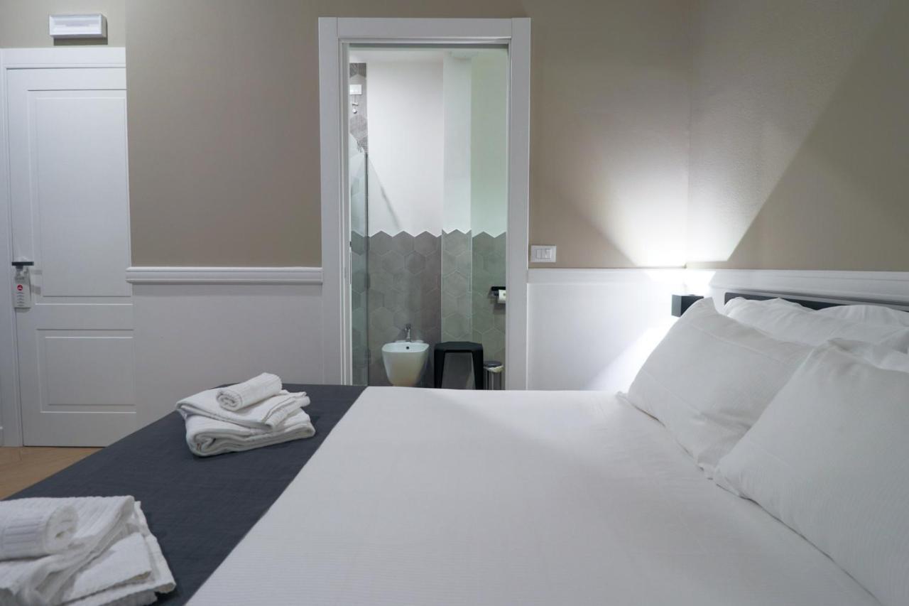 Elisabeth Boutique Rooms ตรีเอสเต ภายนอก รูปภาพ